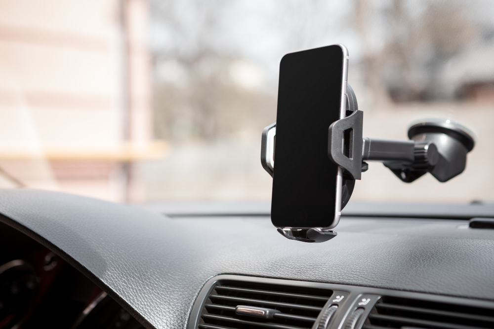 Basic Car Phone Mount (Magnetic or Clip-On) 2